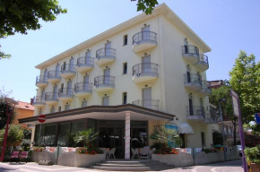 Гостиница Hotel Villa Gori  Беллариа-Иджеа Марина